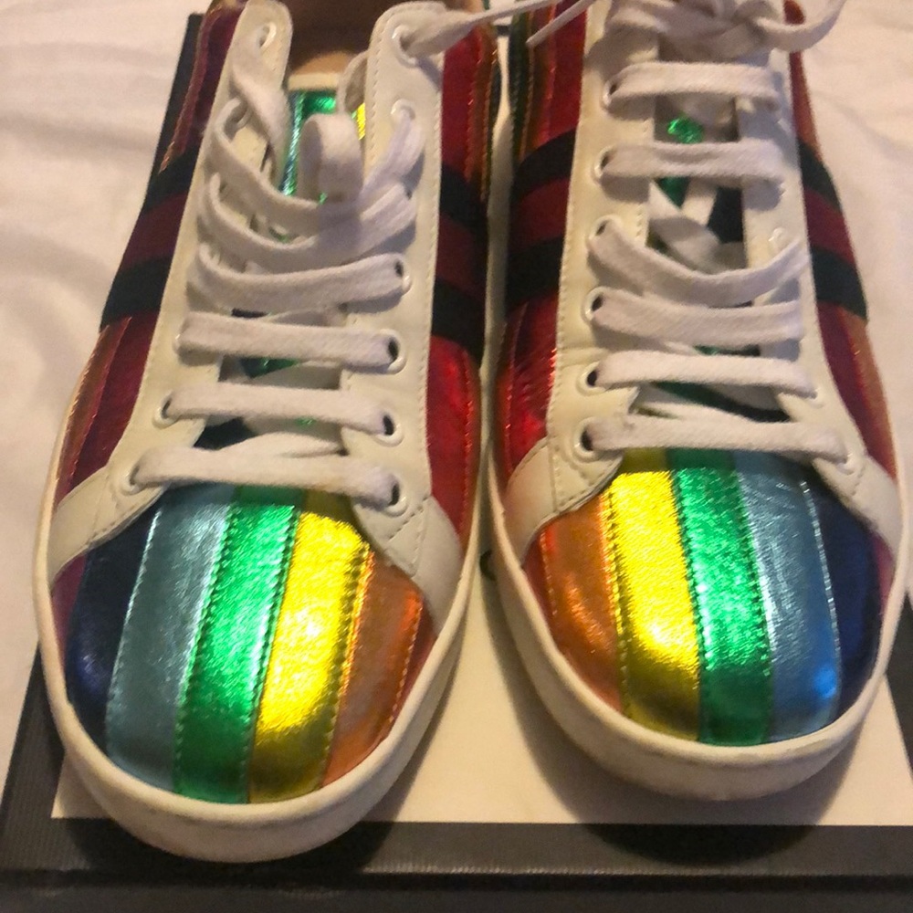 - Authentic Gucci Ace Sneakers